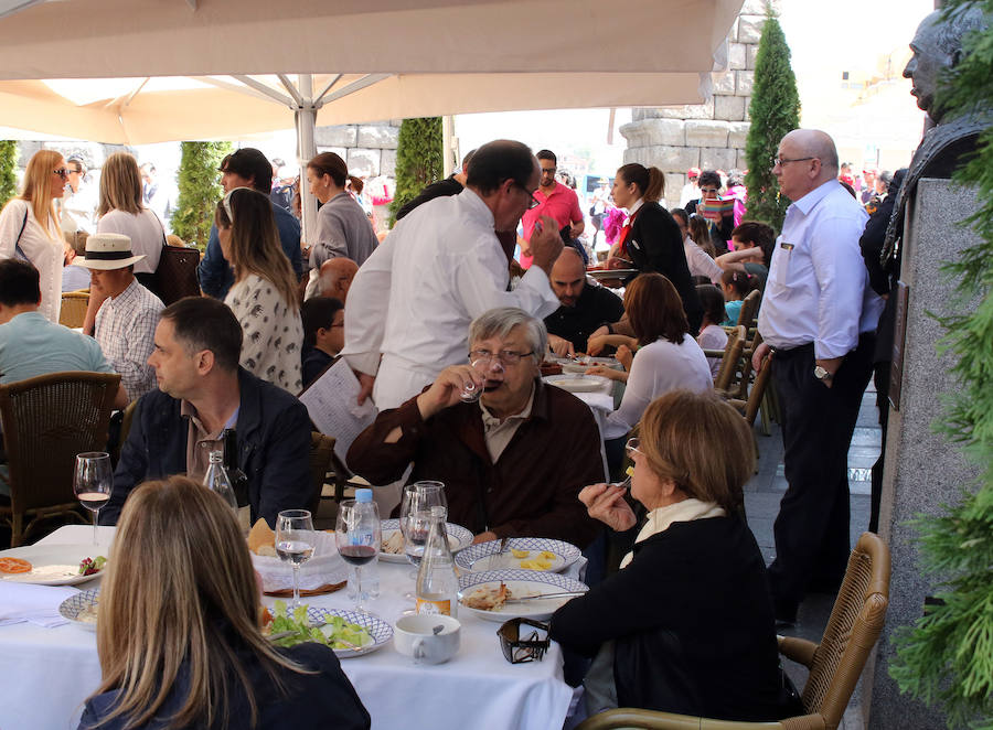 Los turistas llenan Segovia durante el Viernes y el Sábado Santo