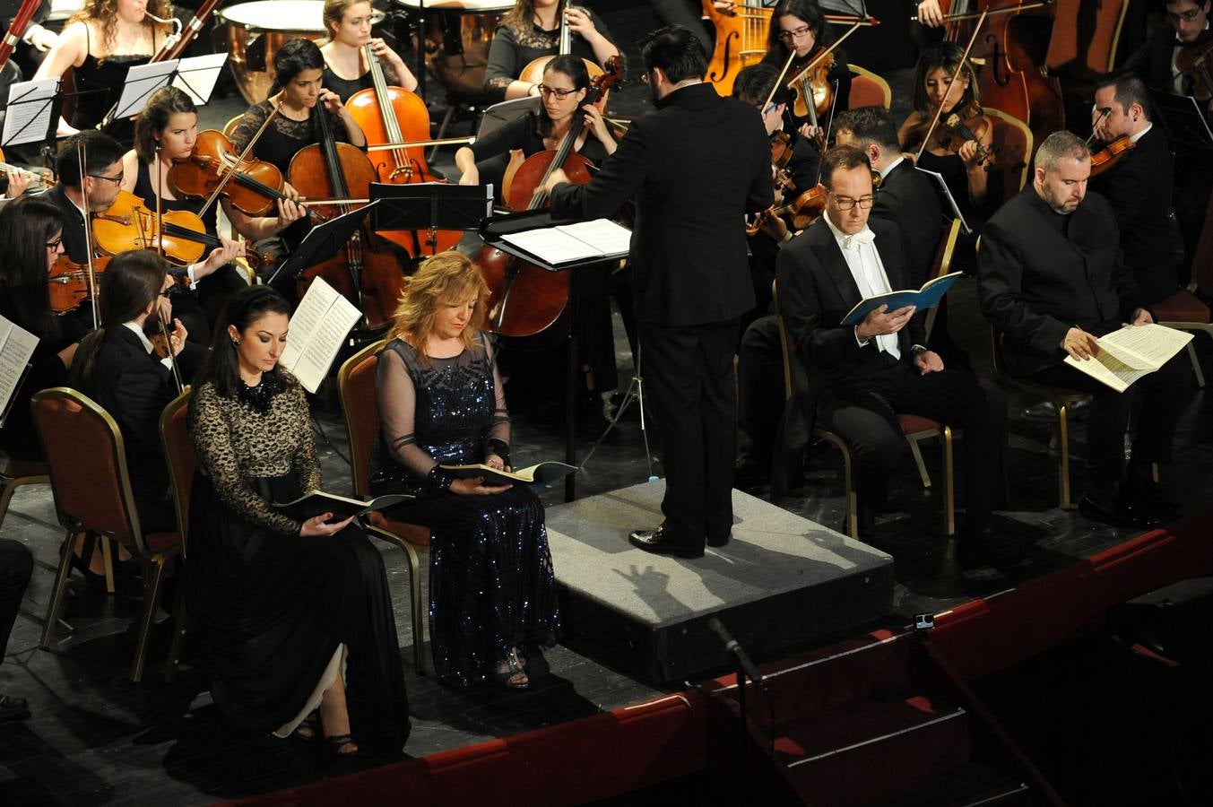La Orquesta Filarmónica de Valladolid en el &#039;Réquiem en Re menor&#039; de Mozart, en el Teatro Carrión