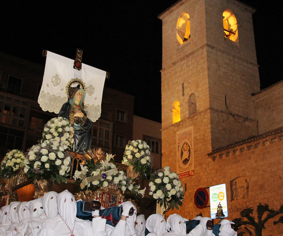 Procesión de la Virgen de la Soledad en Palencia