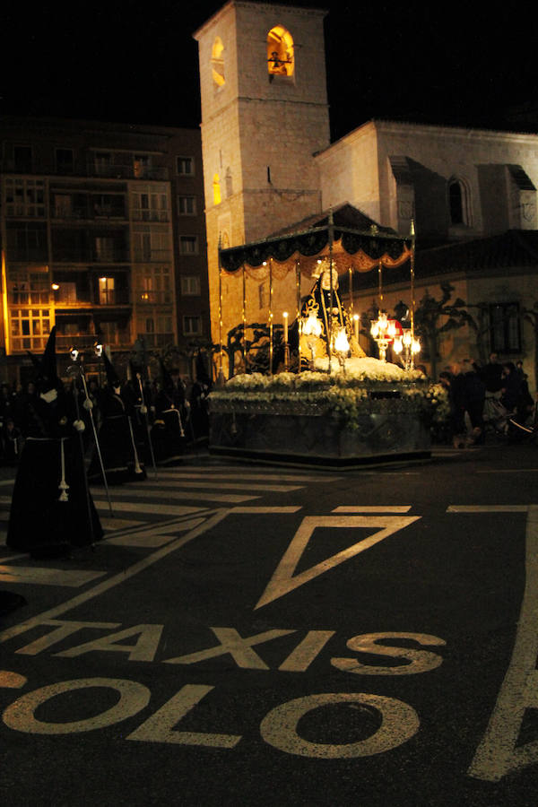 Procesión de la Virgen de la Soledad en Palencia