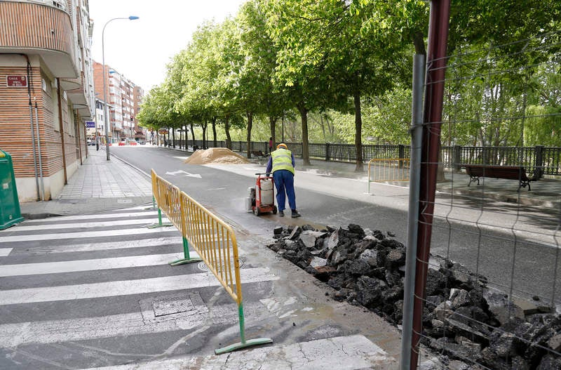 Corte de tráfico en la avenida de Castilla de Palencia por las obras del colector