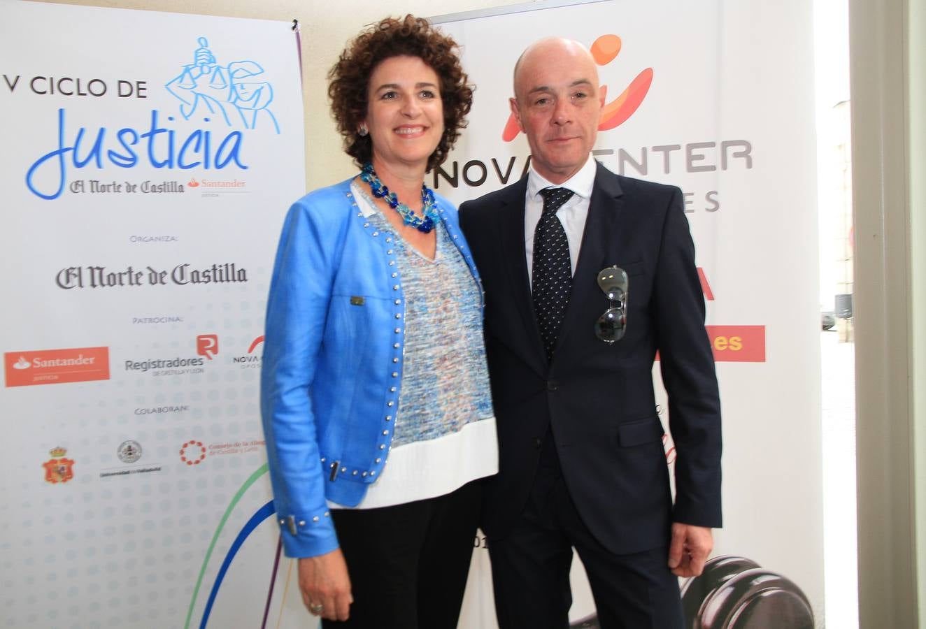 Almudena Marazuela, asesora de la Subdelegación del Gobierno, y Javier García Encinar, presidente de la Audiencia Provincial de Ávila.