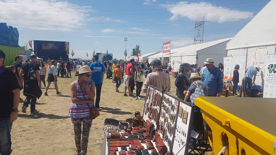 Ambiente en Villalar el Día de Castilla y León