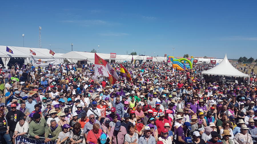 Ambiente en Villalar el Día de Castilla y León