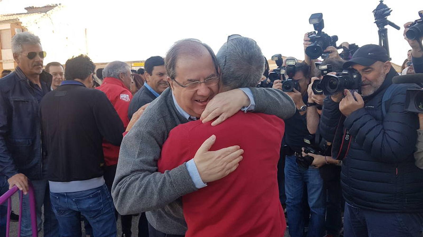 Personalidades del mundo de la política y la sociedad en la Fiesta de Villalar