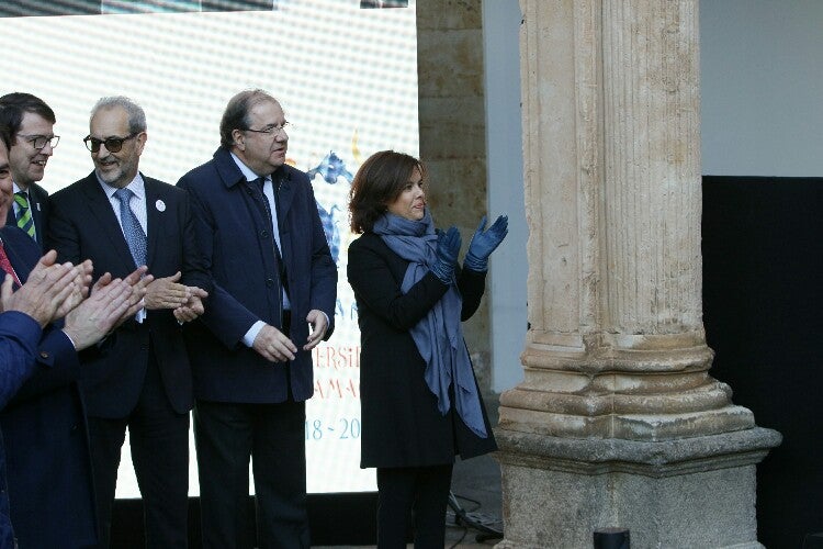 La vicepresidenta del Gobierno, Soraya Sáenz de Santamaría, inaugura la exposición de Miquel Barceló en Salamanca