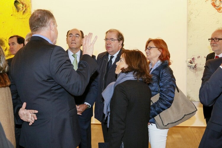 La vicepresidenta del Gobierno, Soraya Sáenz de Santamaría, inaugura la exposición de Miquel Barceló en Salamanca