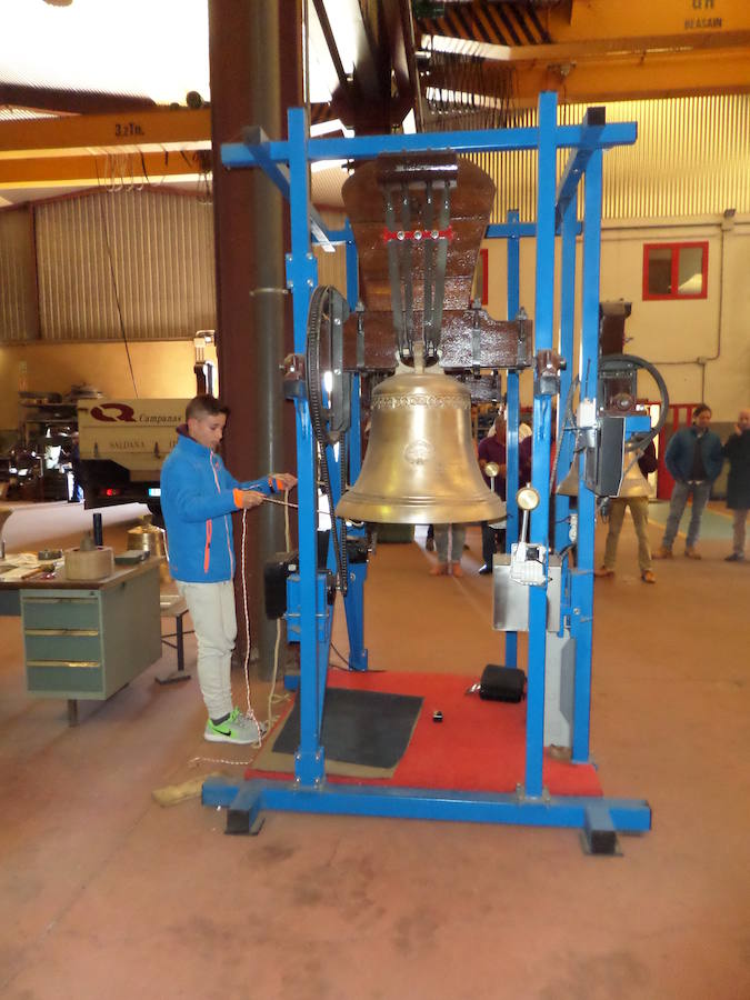 Jornada de puertas abiertas en la fábrica Campanas de Saldaña