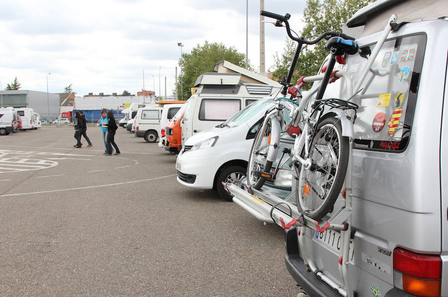 XX Concentración nacional de furgonetas &#039;Camper&#039; en Palencia