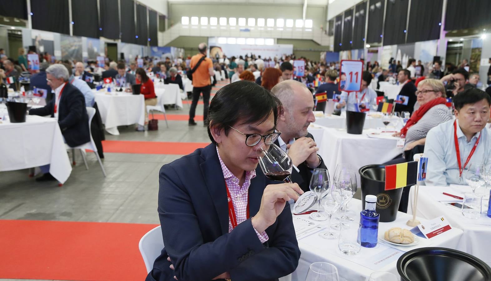 Arrancan en la Feria Internacional de Valladolid las catas a ciegas del Concurso Mundial de Bruselas