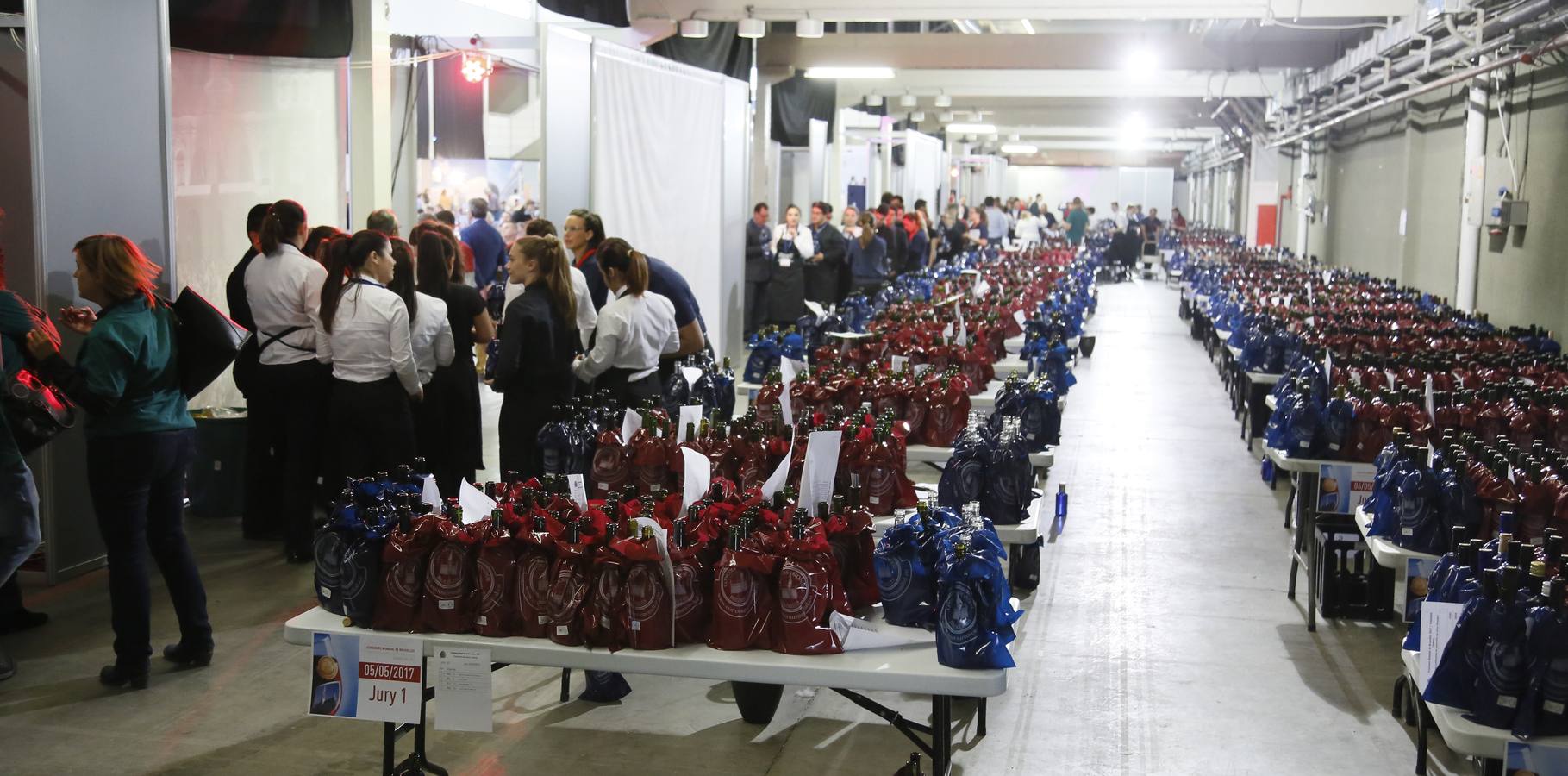 Arrancan en la Feria Internacional de Valladolid las catas a ciegas del Concurso Mundial de Bruselas