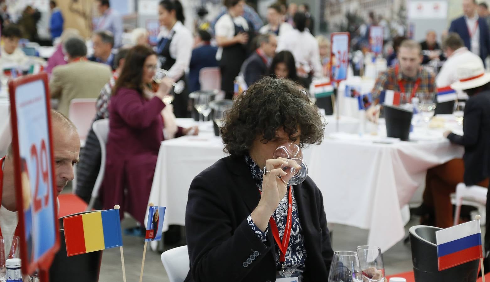 Arrancan en la Feria Internacional de Valladolid las catas a ciegas del Concurso Mundial de Bruselas