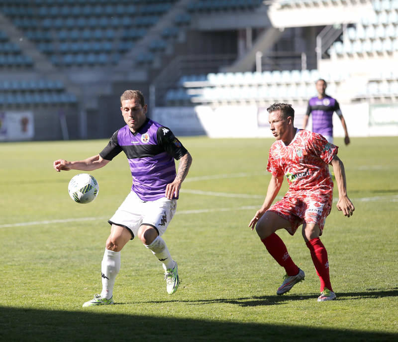 El Deportivo Palencia consuma su descenso ante el Guijuelo