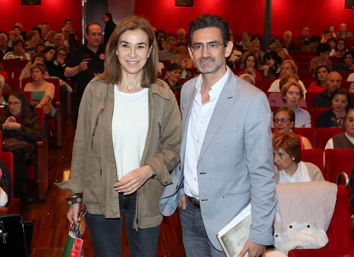 Carmen Posadas desvela los entresijos de &#039;La hija de Cayetana&#039; en la Feria del Libro de Valladolid