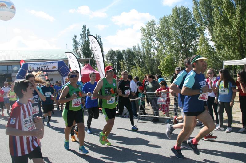 V Carrera Solidaria El Campo en Sanchonuño (1/2)