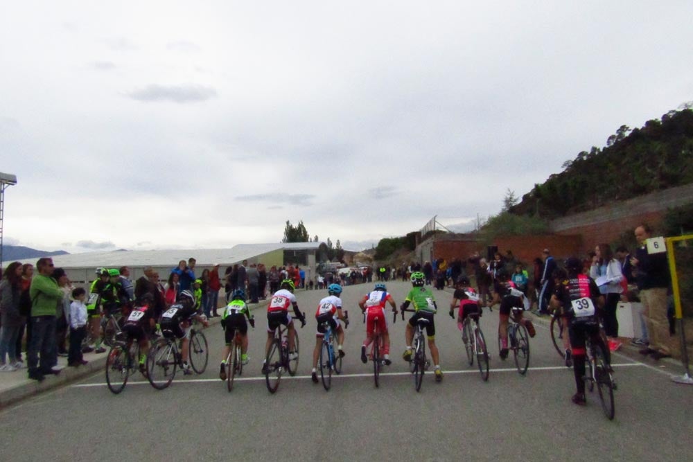 Gran jornada de ciclismo en El Barraco, con el XI Trofeo UCAV para escuelas