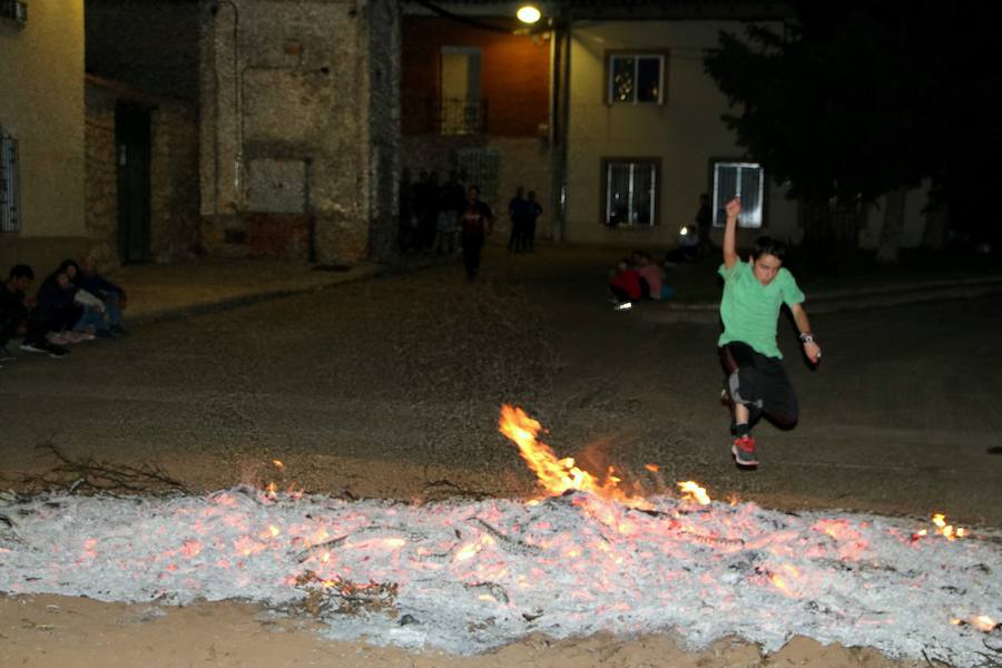 Hoguera y fiestas de San Isidro en Torquemada