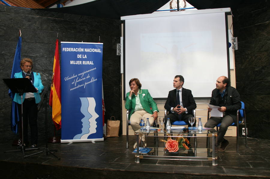 Jornada de la Federación de Mujeres Rurales en Hontalbilla