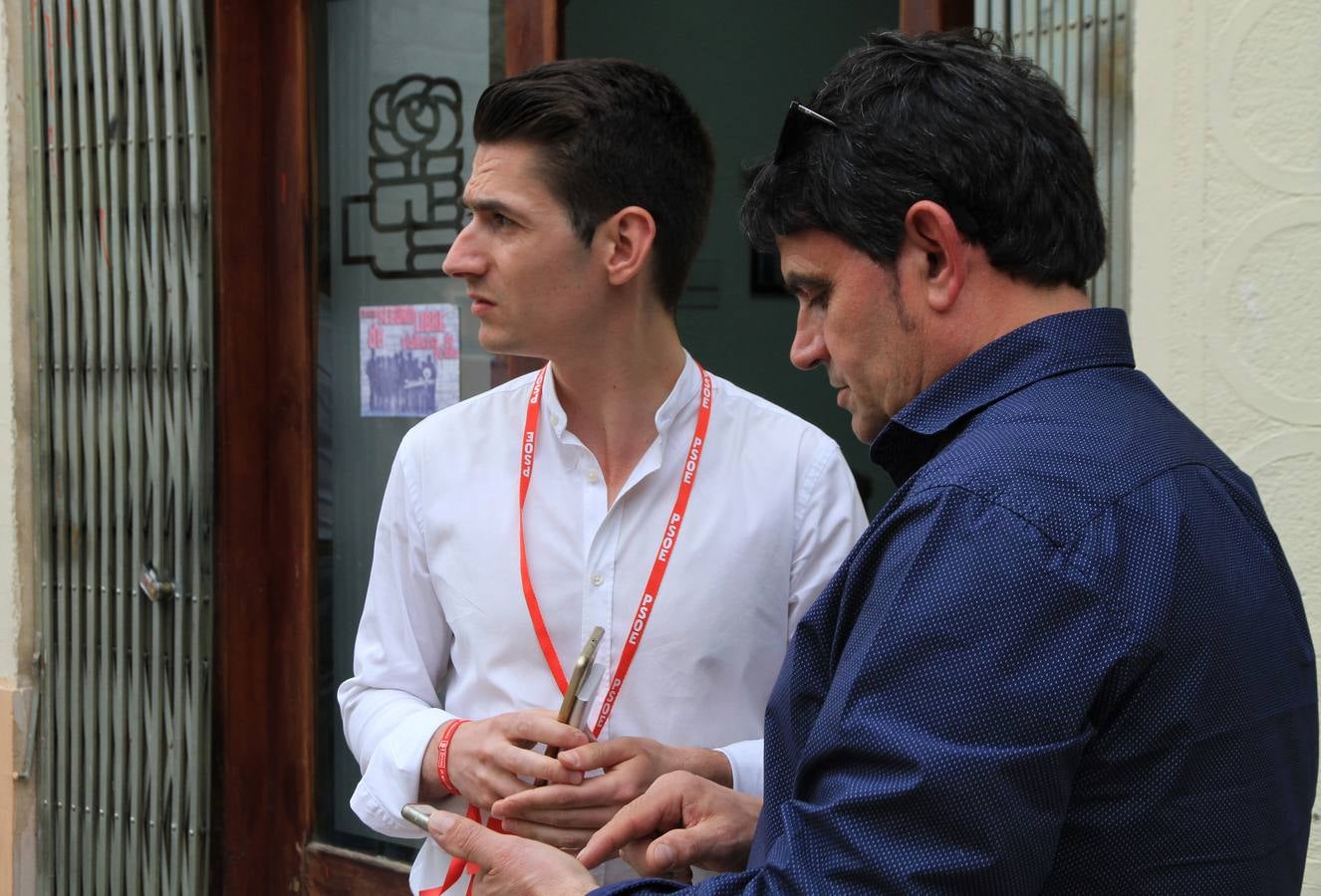 Los afiliados segovianos votan en las primarias del PSOE