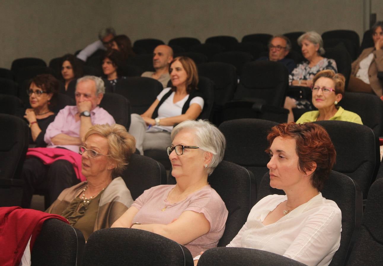 Raquel Lanseros, en los Encuentros de Poesía de El Norte de Castilla en Palencia