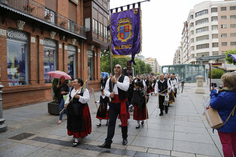 Festival de danzas y paseo por la Calle Mayor