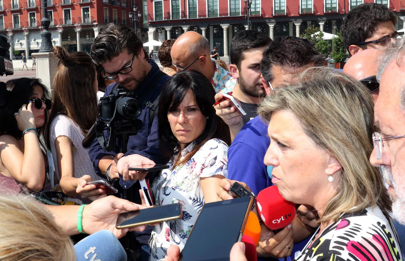 Minuto de silencio en Valladolid y en Pedrajas de San Esteban por la niña asesinada