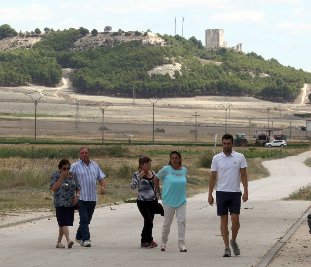 Funeral por la niña muerta por malos tratos