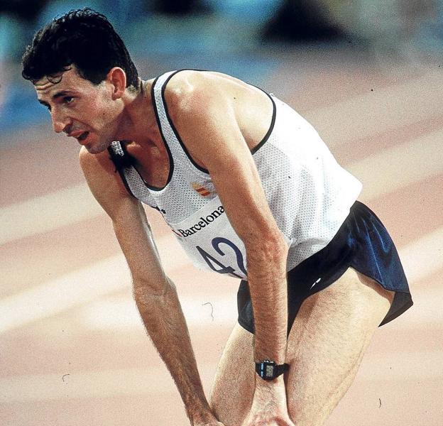 Rodrigo Gavela, nada más llegar a la meta en Barcelona-92, en una meritoria séptima plaza. :: 