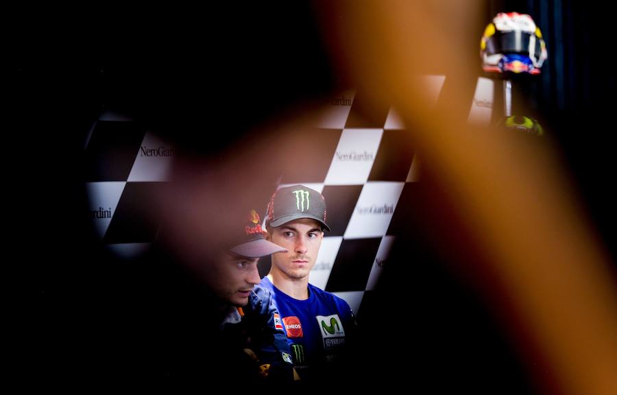 Maverick Viñales, en rueda de prensa. 