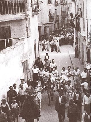 Fotografía publicada en el libro 'Peñafiel, una historia gráfica', y fechada en torno a 1955.