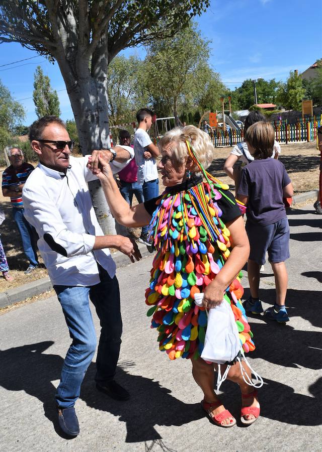 La localidad palentina celebró la fiesta de su patrón, San Lorenzo con un gran recorrido por las calles