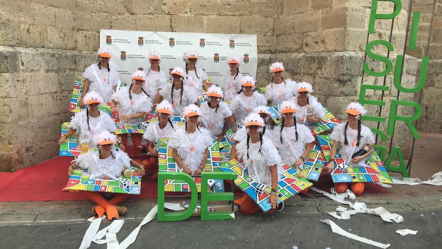 Disfraces en el comienzo de las fiestas de Cabezón de Pisuerga