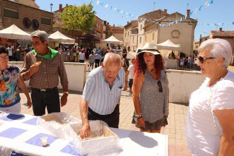 Siete profesionales del pan han acudido a la cita celebrada en la localidad palentina de Cobos de Cerrato