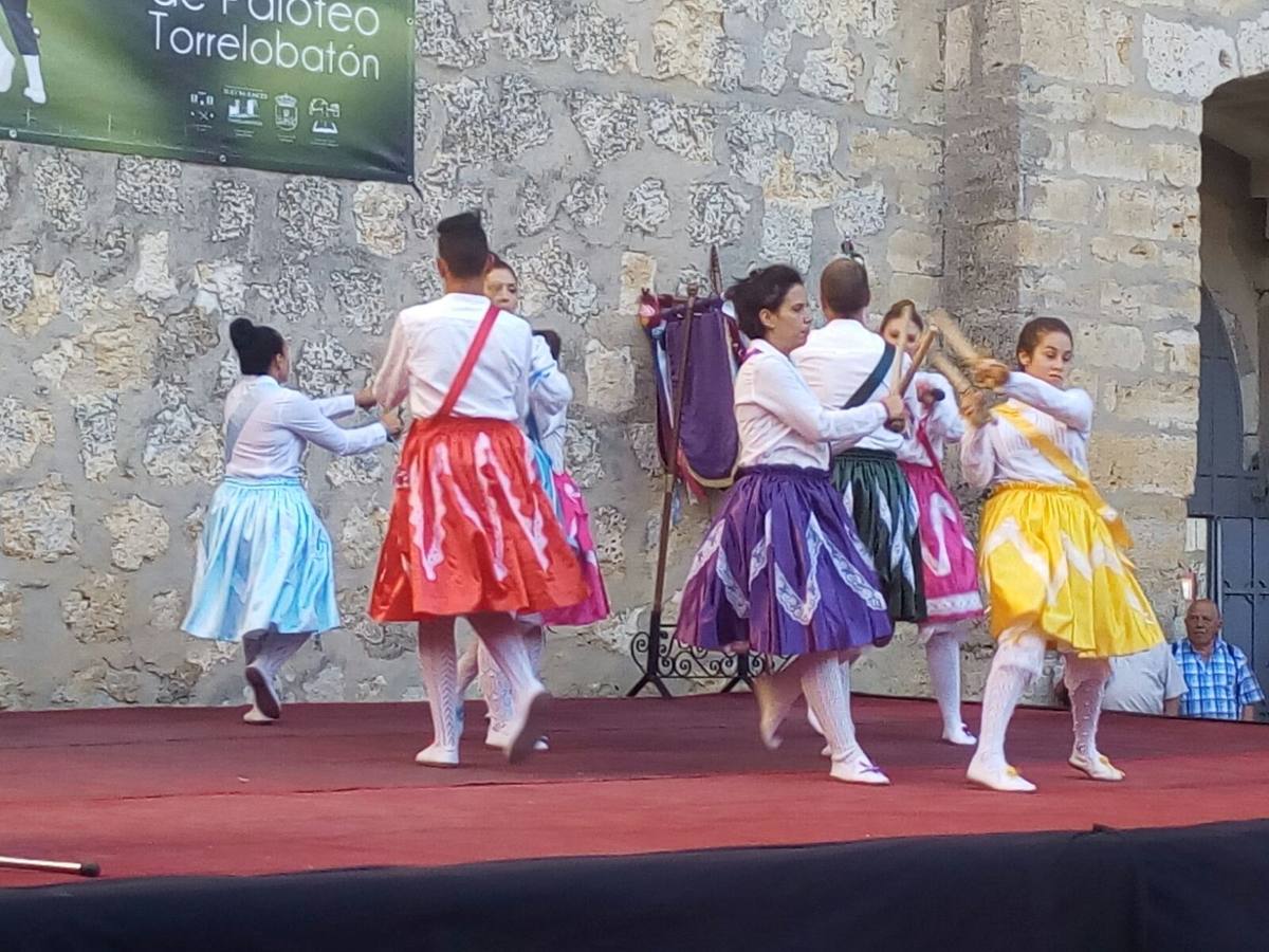 XI Certamen de danzas de paloteo en Torrelobatón