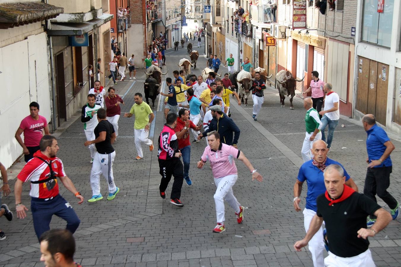 Complicado y tenso encierro en Cuéllar