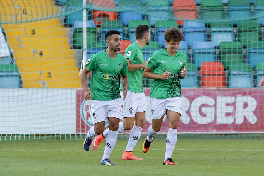 Antonio Pino y Luque, durante un partido de la pretemporada.