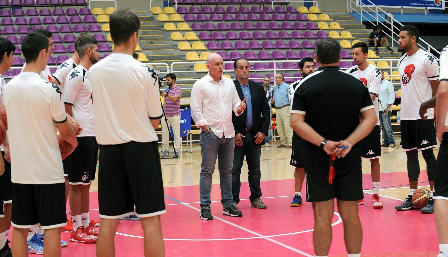Las 'ardillas' se han vestido de corto para iniciar la pretemporada