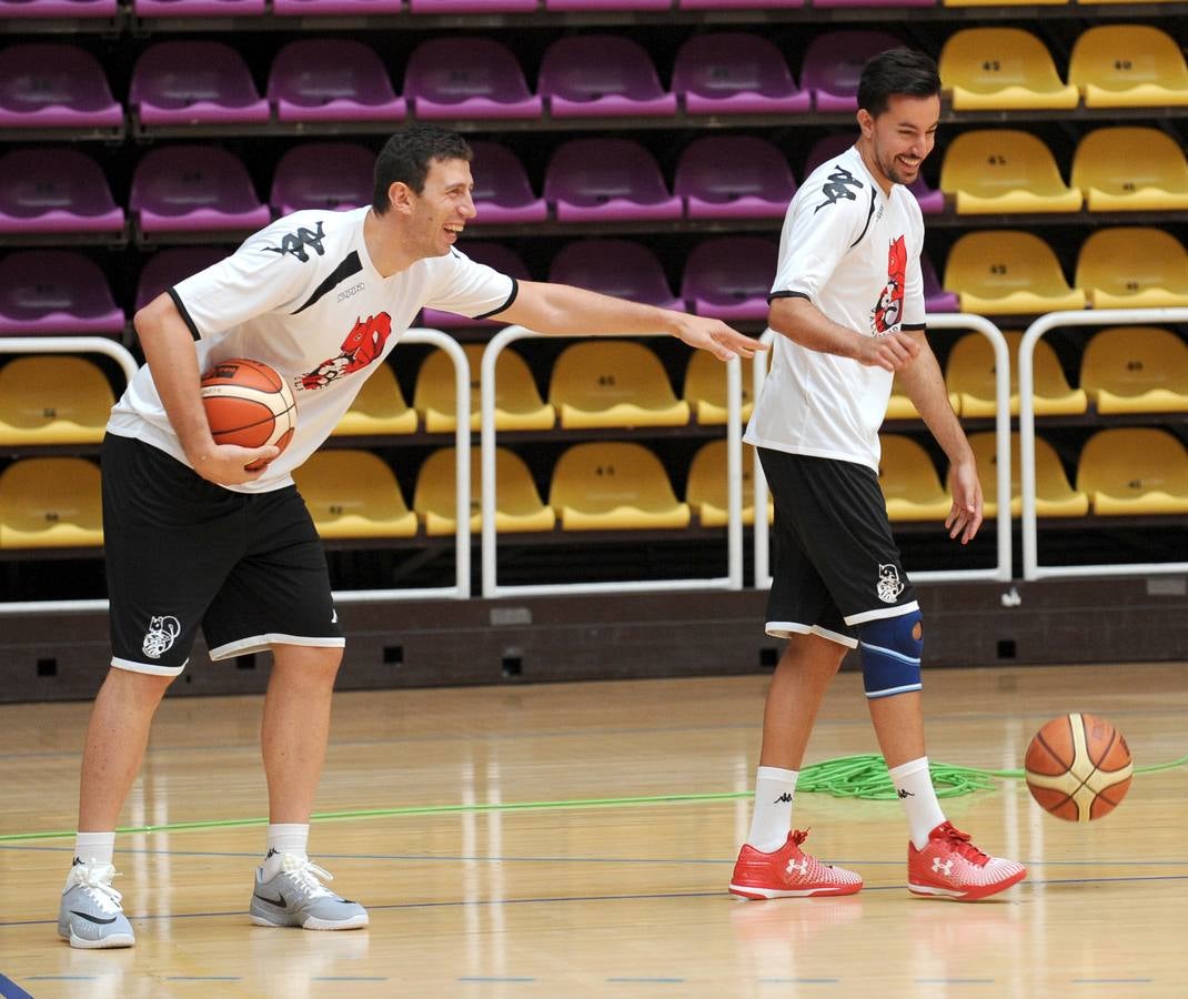 Las 'ardillas' se han vestido de corto para iniciar la pretemporada