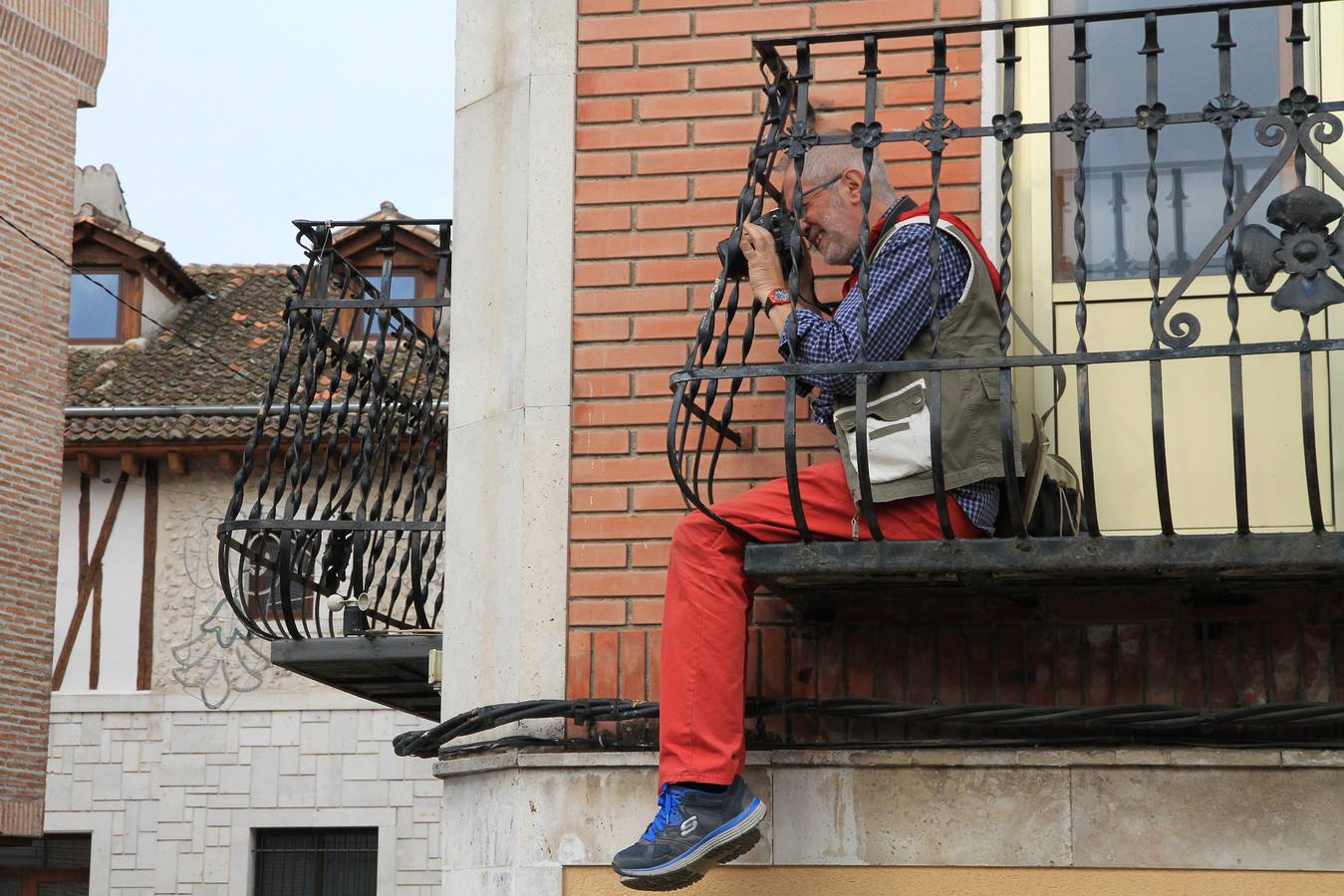 Únicamente tres astados han podido llegar al recorrido urbano y completar la carrera en el que cuatro personas han resultado heridas, dos de ellos por asta de toro y otros dos con contusiones