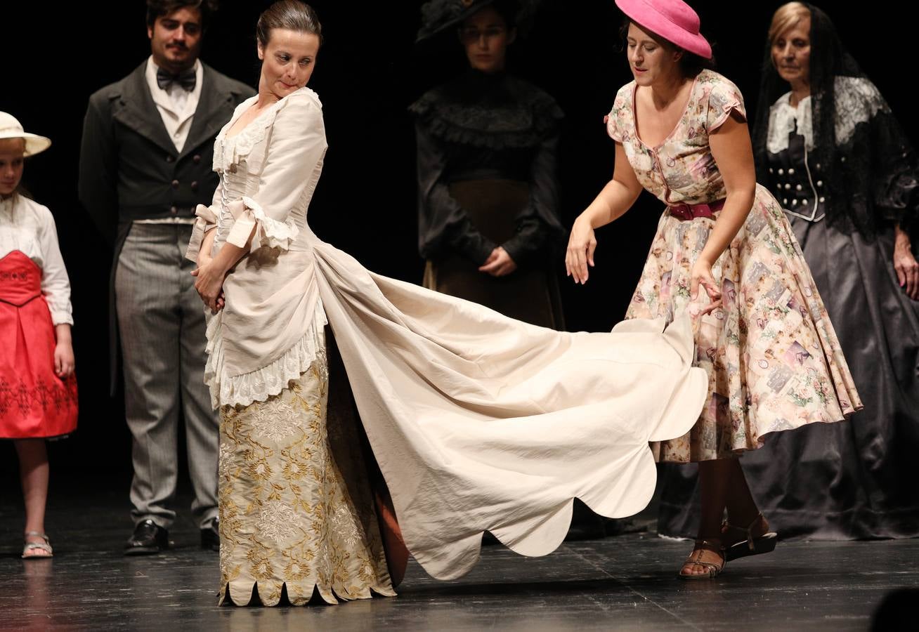 Con este desfile, Teatronaos concluye la temporada de Luces de Palencia