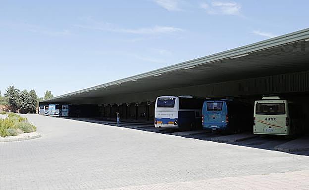 Autobuses en la Estación de Palencia. 