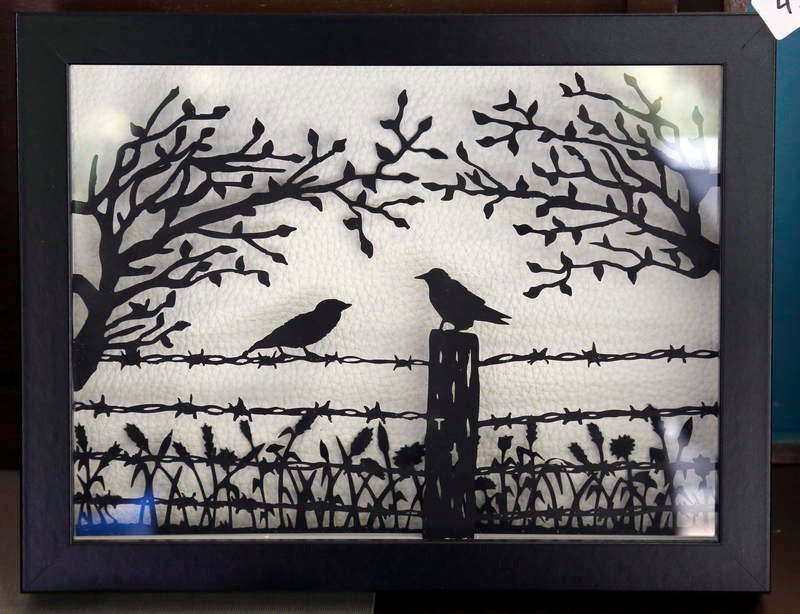 28 firmas de toda España participan en la feria instalada en el parque del Salón