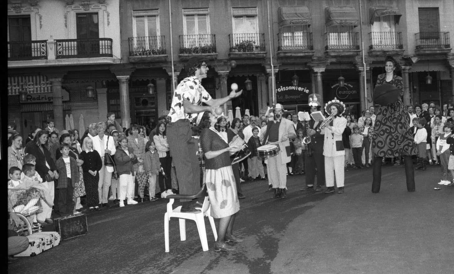 1997. Teatro de calle.