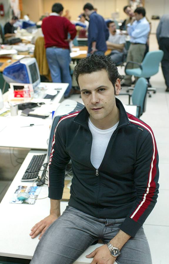 18.12.02 Roberto Enríquez, candidato al premio Goya al mejor actor revelación por'"El alquimista impaciente', posa en la redacción de El Norte de Castilla.