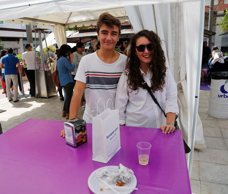 Ambiente en las casetas de la Feria de Día de las fiestas de Palencia