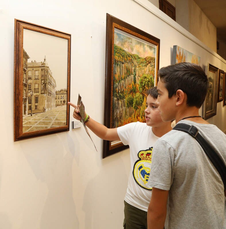 La muestra reúne obras que pertenecen al coleccionista palentino J. C. Andrés y permanecerá abierta hasta el 24 de septiembre