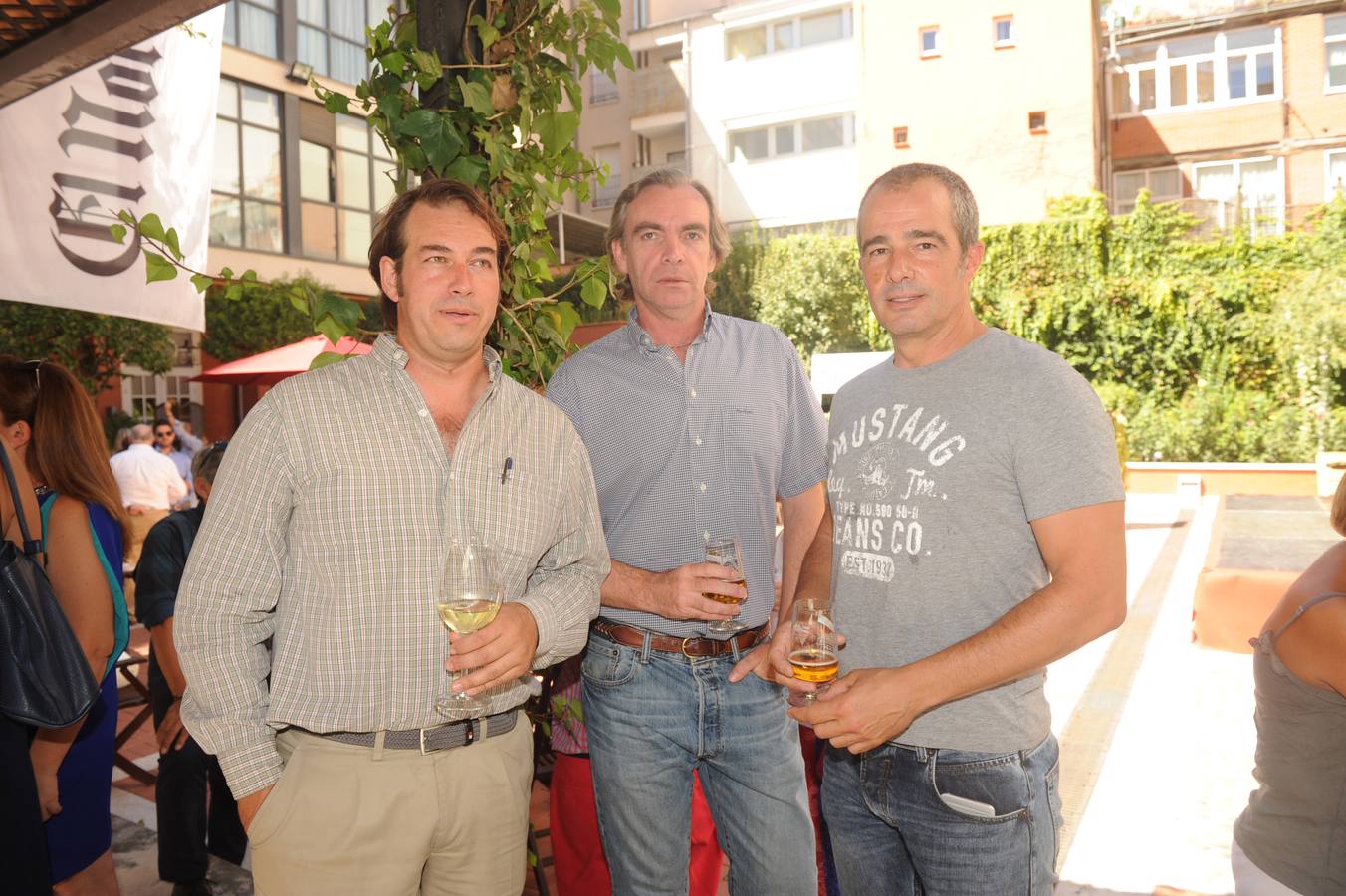 Juan Silvela, de Tolten, con Paco Conde y Alfonso Moro.