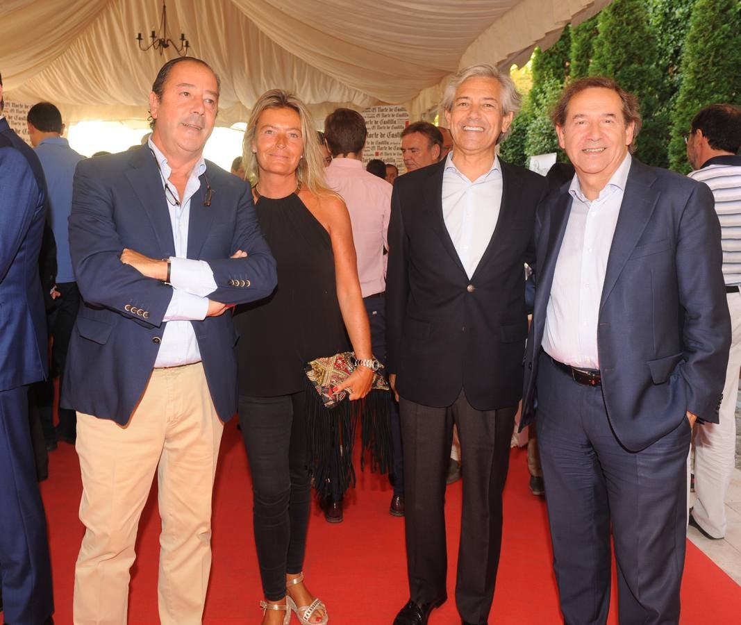 Félix García de Fuentes (Ker 2000), la procuradora María Lago, Antonio Ares (Arte Publicidad) y el asesor fiscal José María Manuel Palazuelos.