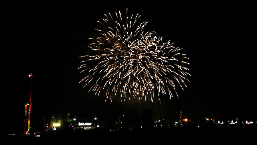 Fuegos artificiales. Primera sesión. Pirotecnia Turis