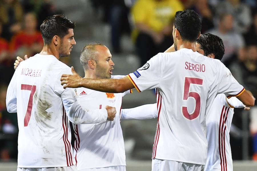 'La Roja' golea sin piedad a Liechtenstein y se acerca al Mundial tras la victoria más abultada de su historia como visitante.